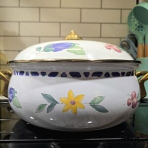 4 Quart Vintage Enamel & Brass Dutch Oven/Casserole Dish W/ Lid- Excellent Shape